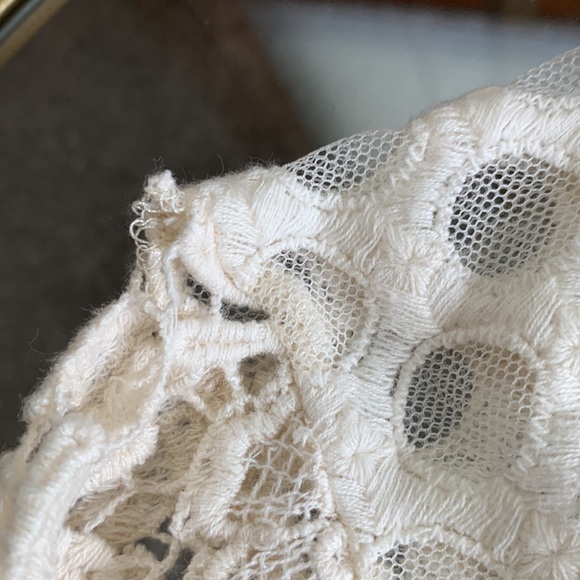 Sunday In Brooklyn Top - Picture 10 of 12